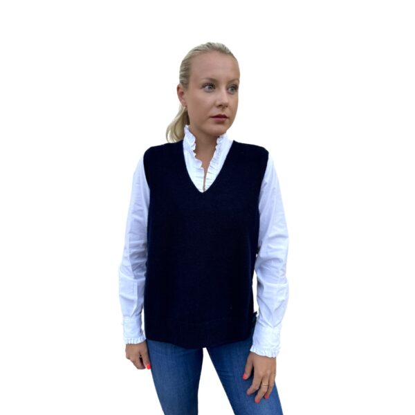 Navy sleeveless knitted vest