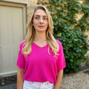 pink v neck short sleeved knit